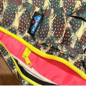 NWT Kavu Bobo Rope Sling Bag